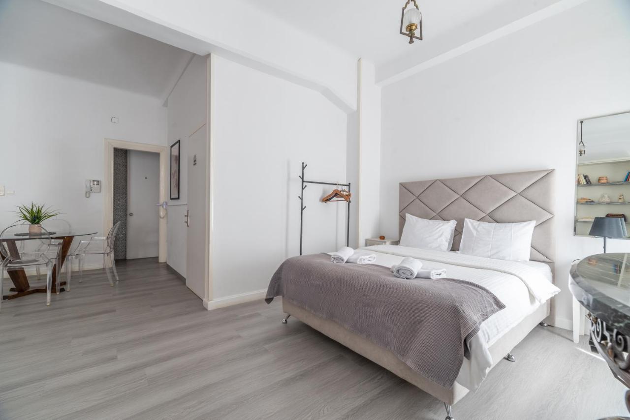 Apollonas Luxurious Apartments Athens Exterior photo